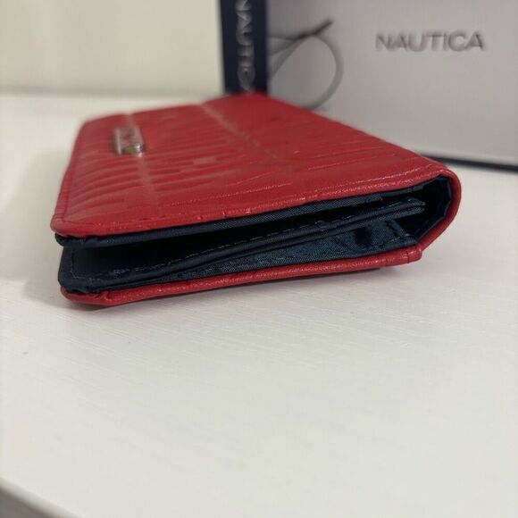 Nautica Red Slim Clutch Credit Card Holder Woman’s Wallet NEW - Picture 11 of 13